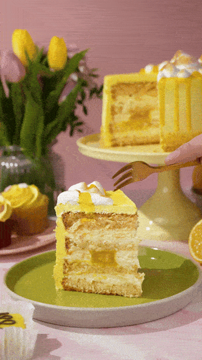 Lemon Meringue Magic Cake
